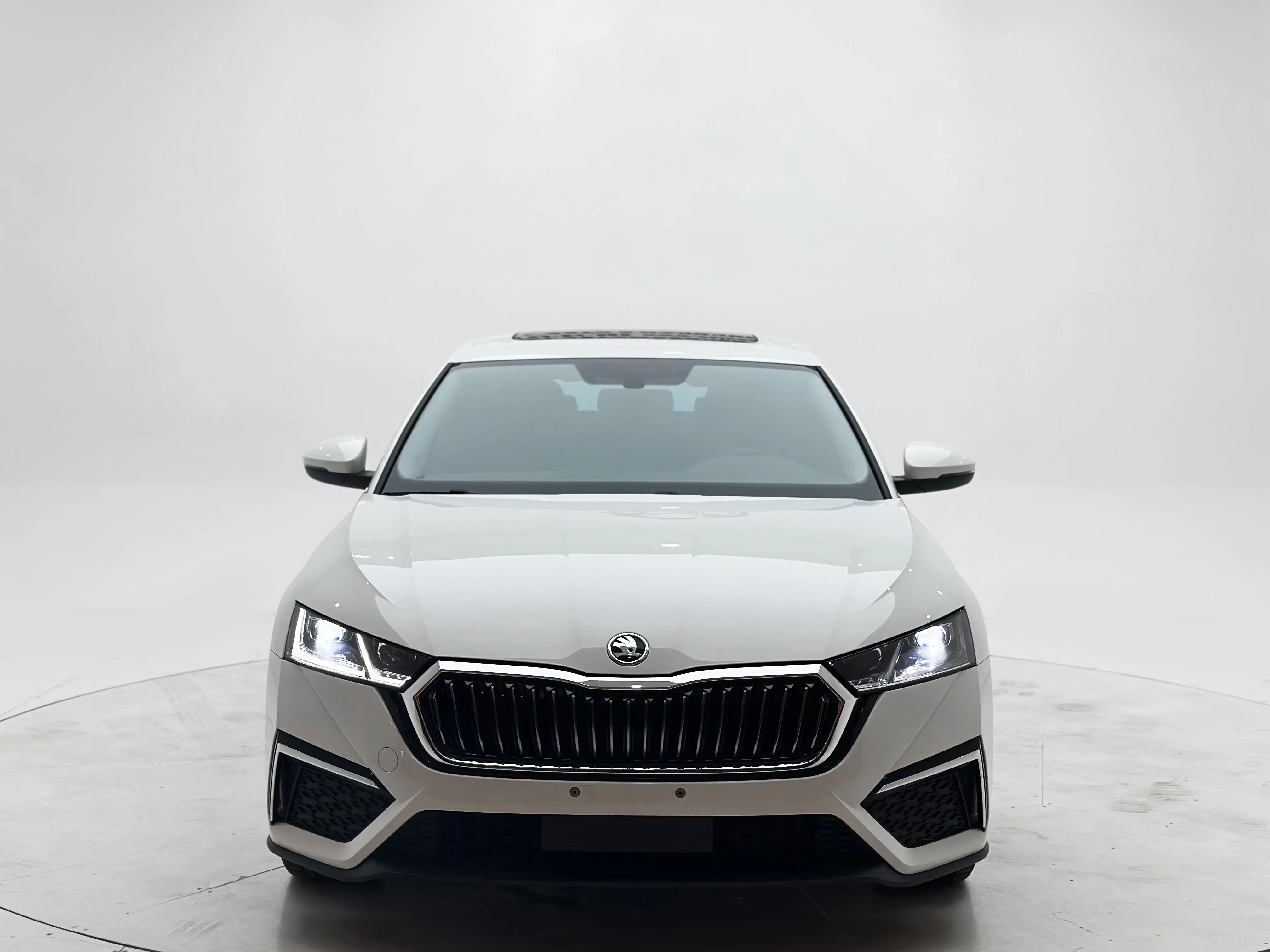 Skoda Octavia  из Китая