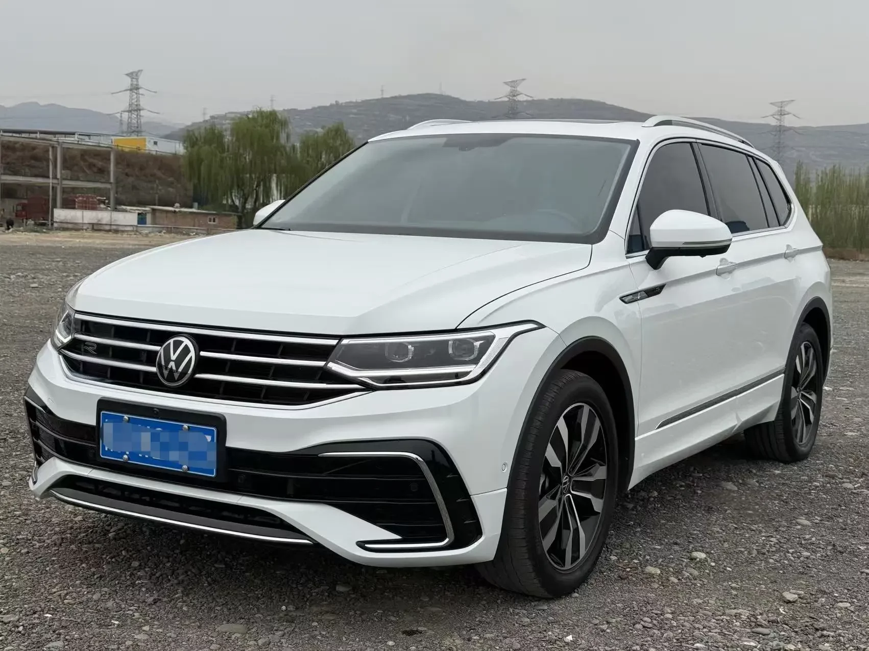 Volkswagen Tiguan L