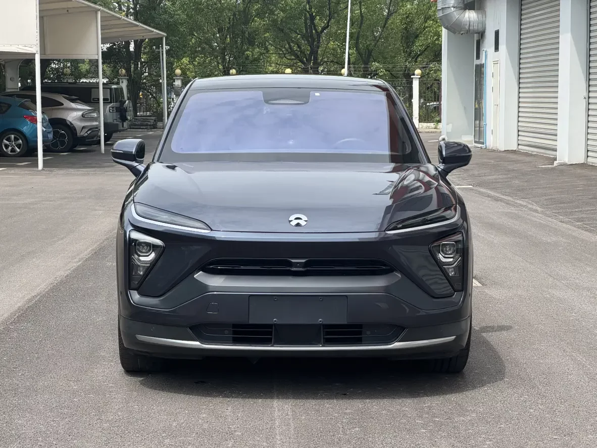 NIO EC6