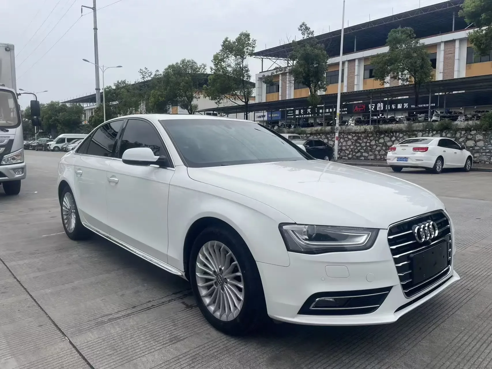 Audi A4L
