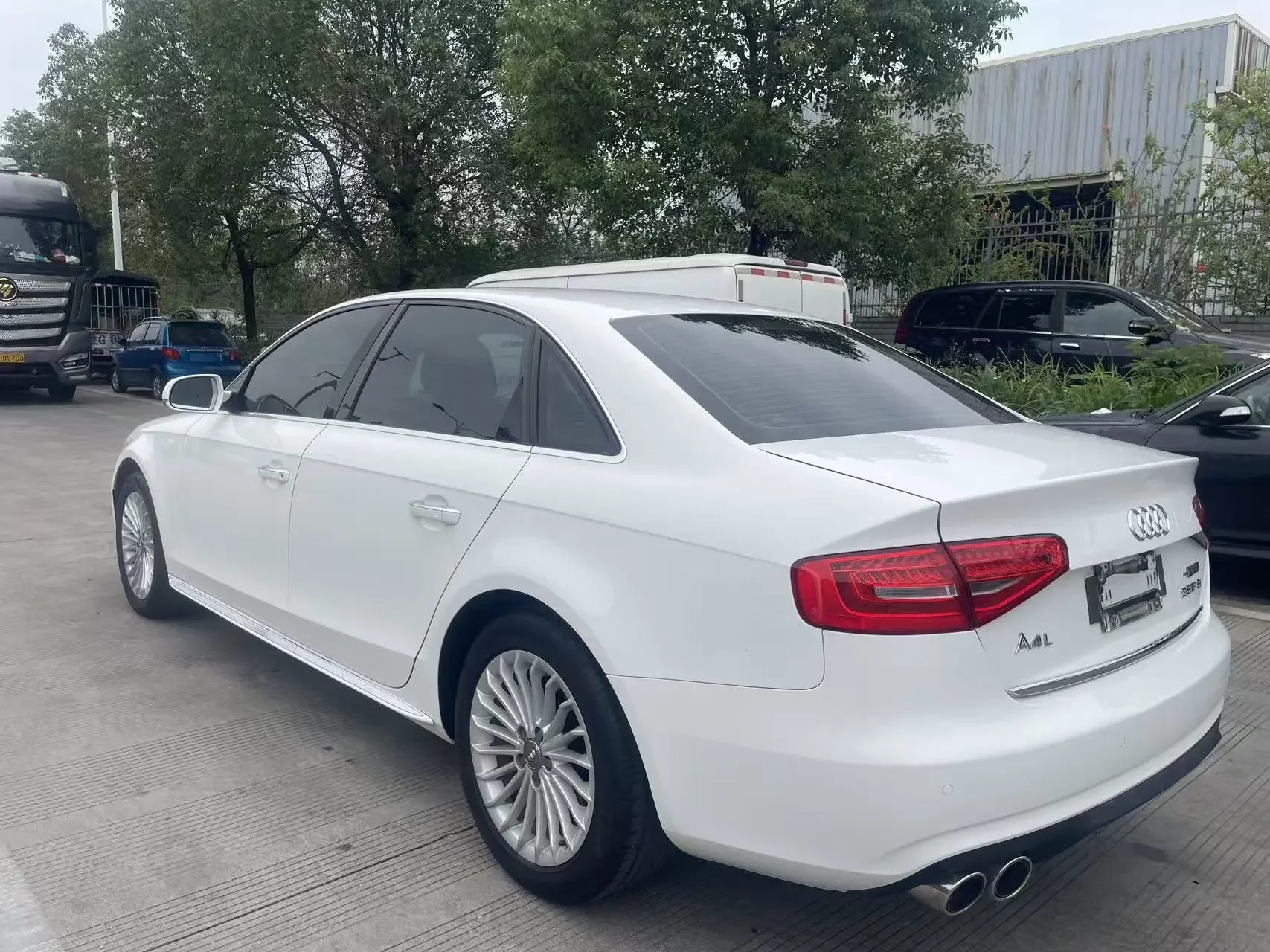 Audi A4L