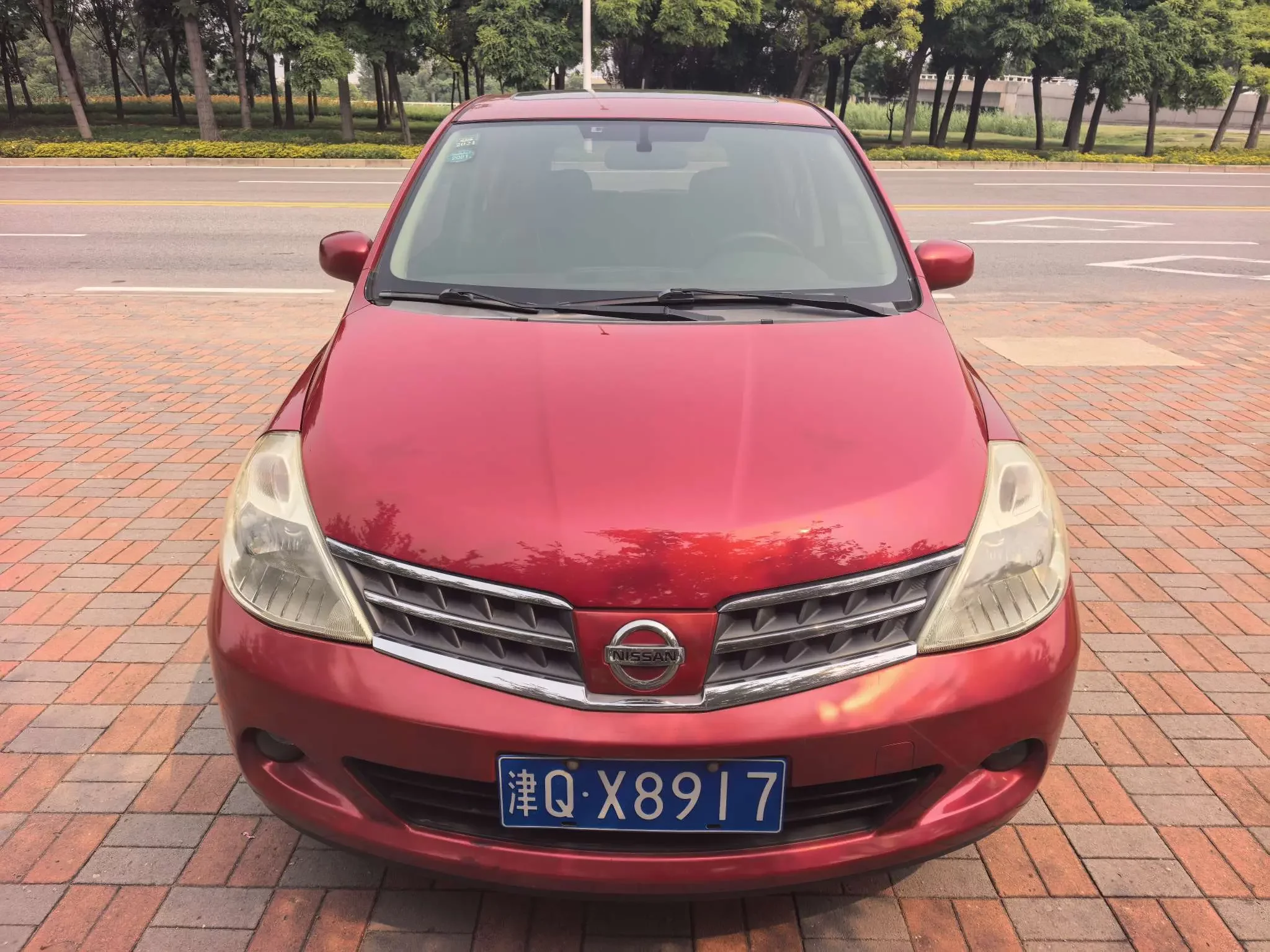 Nissan Tiida  из Китая