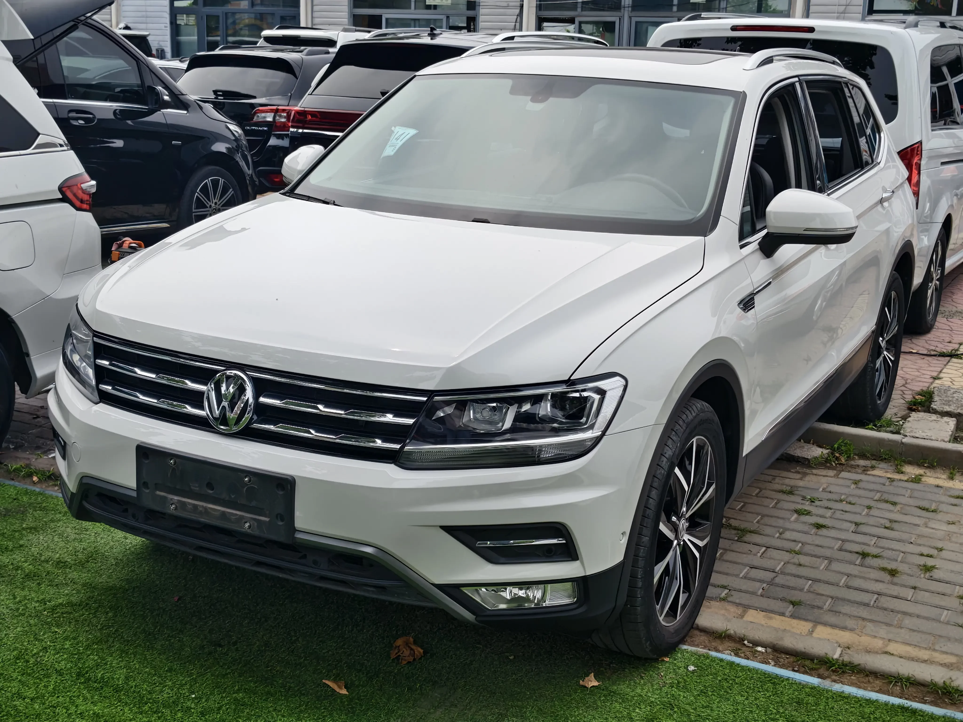 Volkswagen Tiguan L