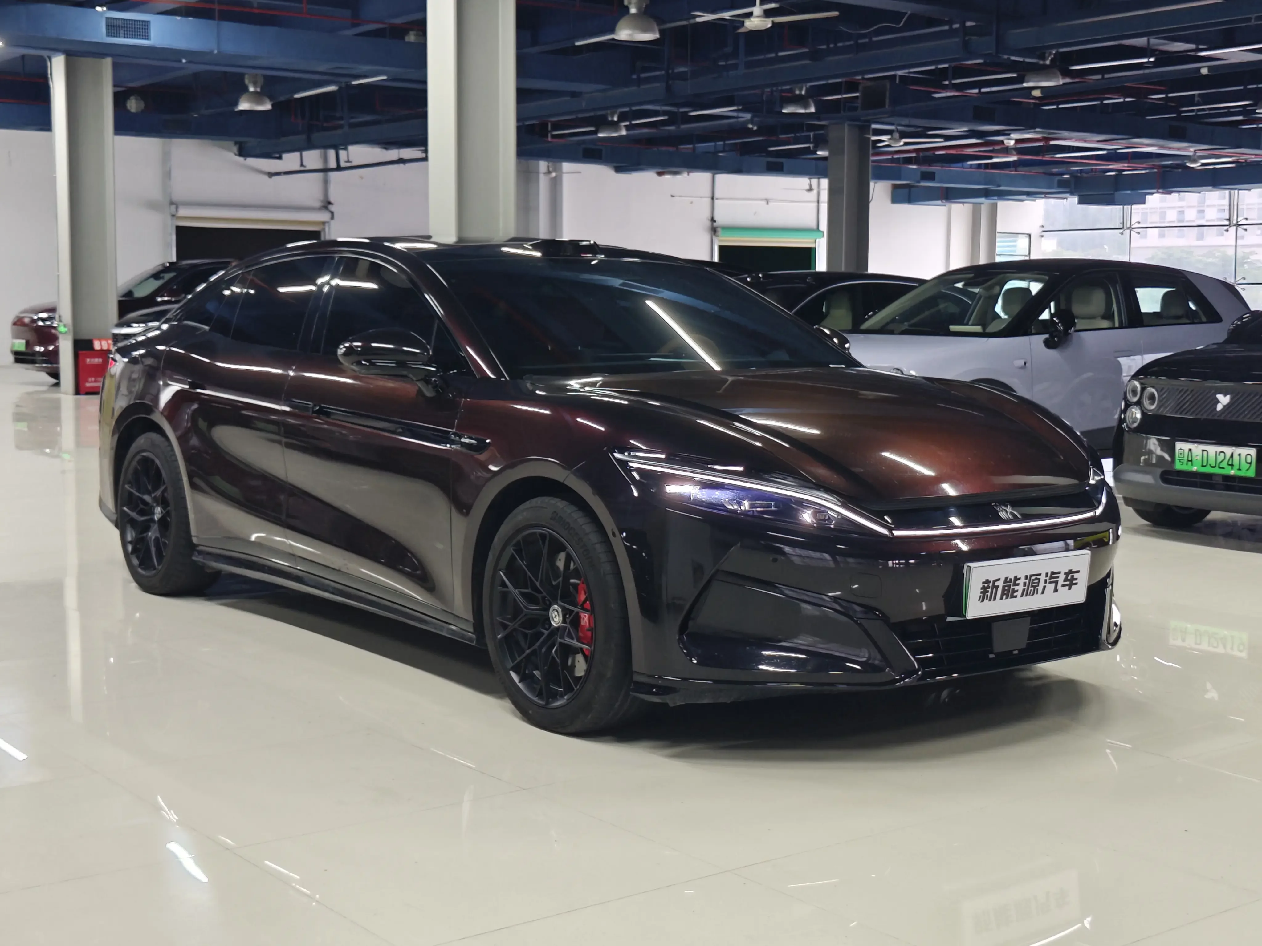 BYD Han L EV