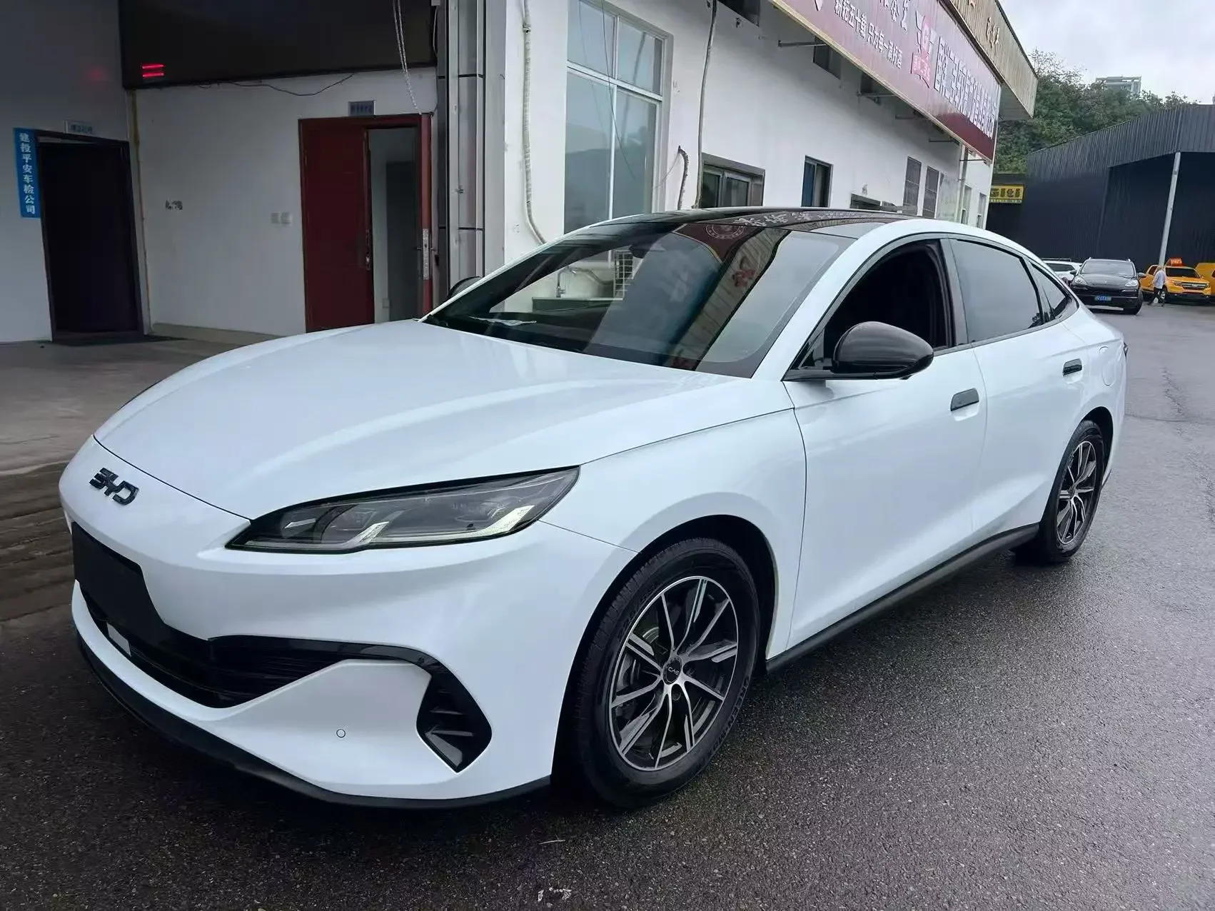 BYD Seal 06DM