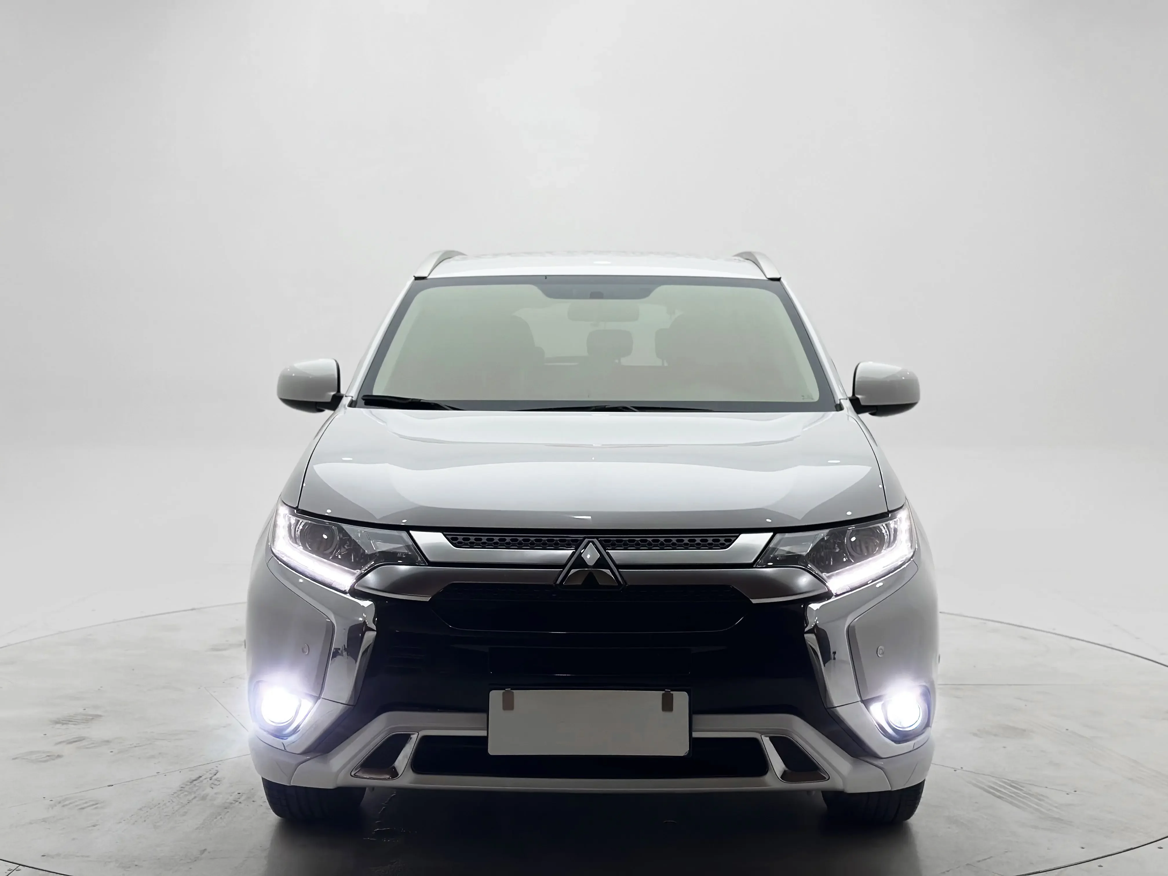 Mitsubishi Outlander  из Китая