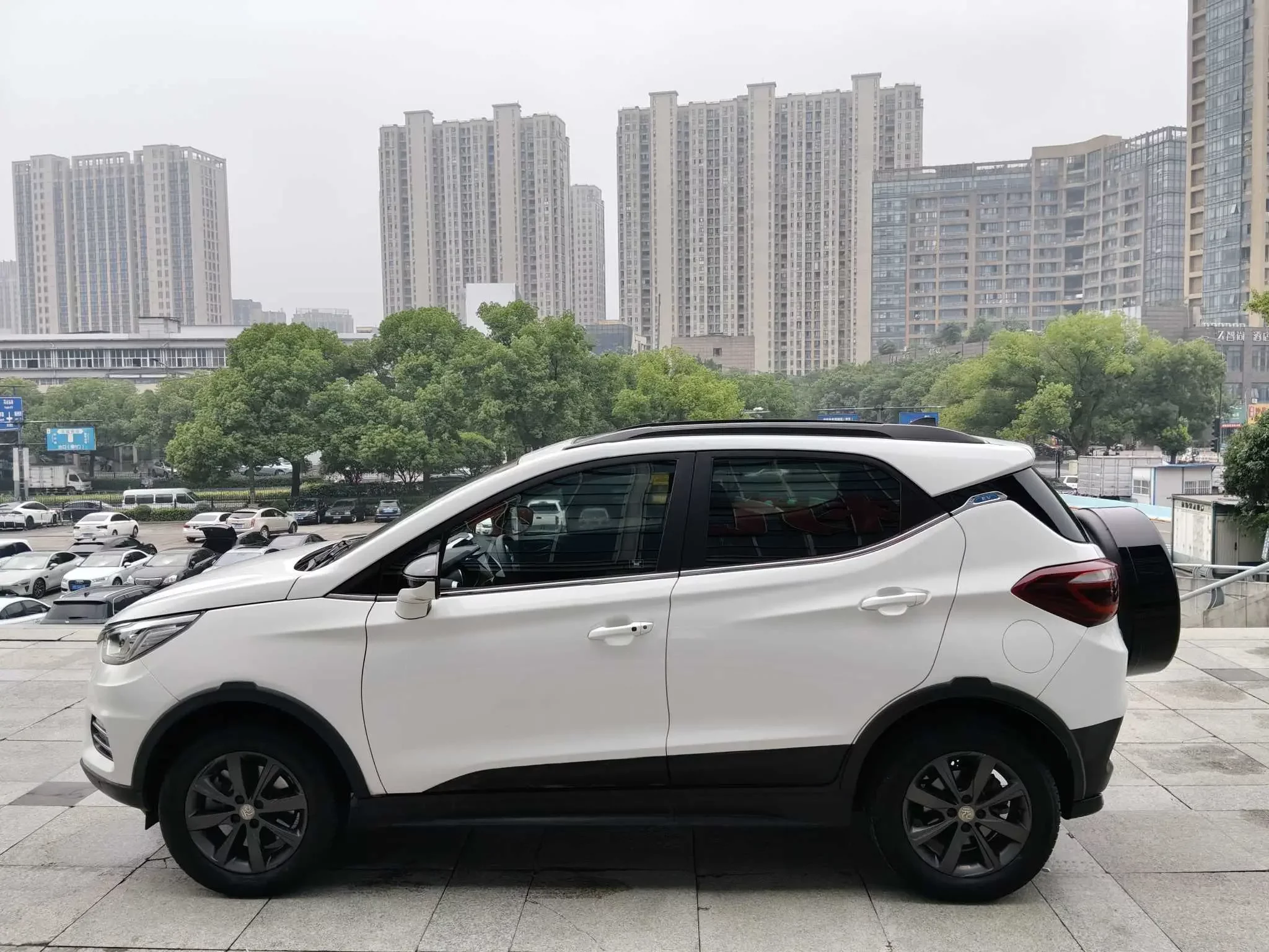 BYD Yuan EV