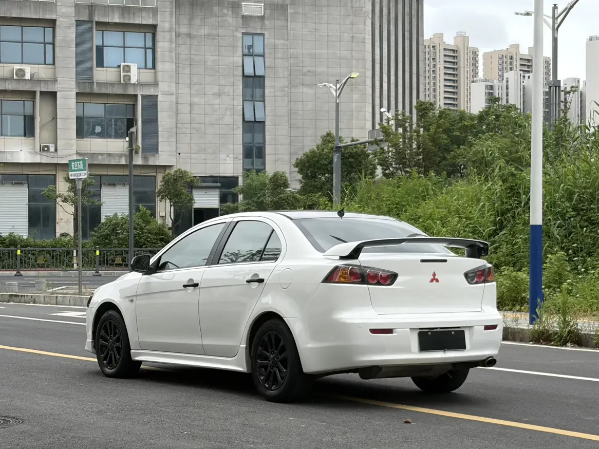 Mitsubishi Winged God