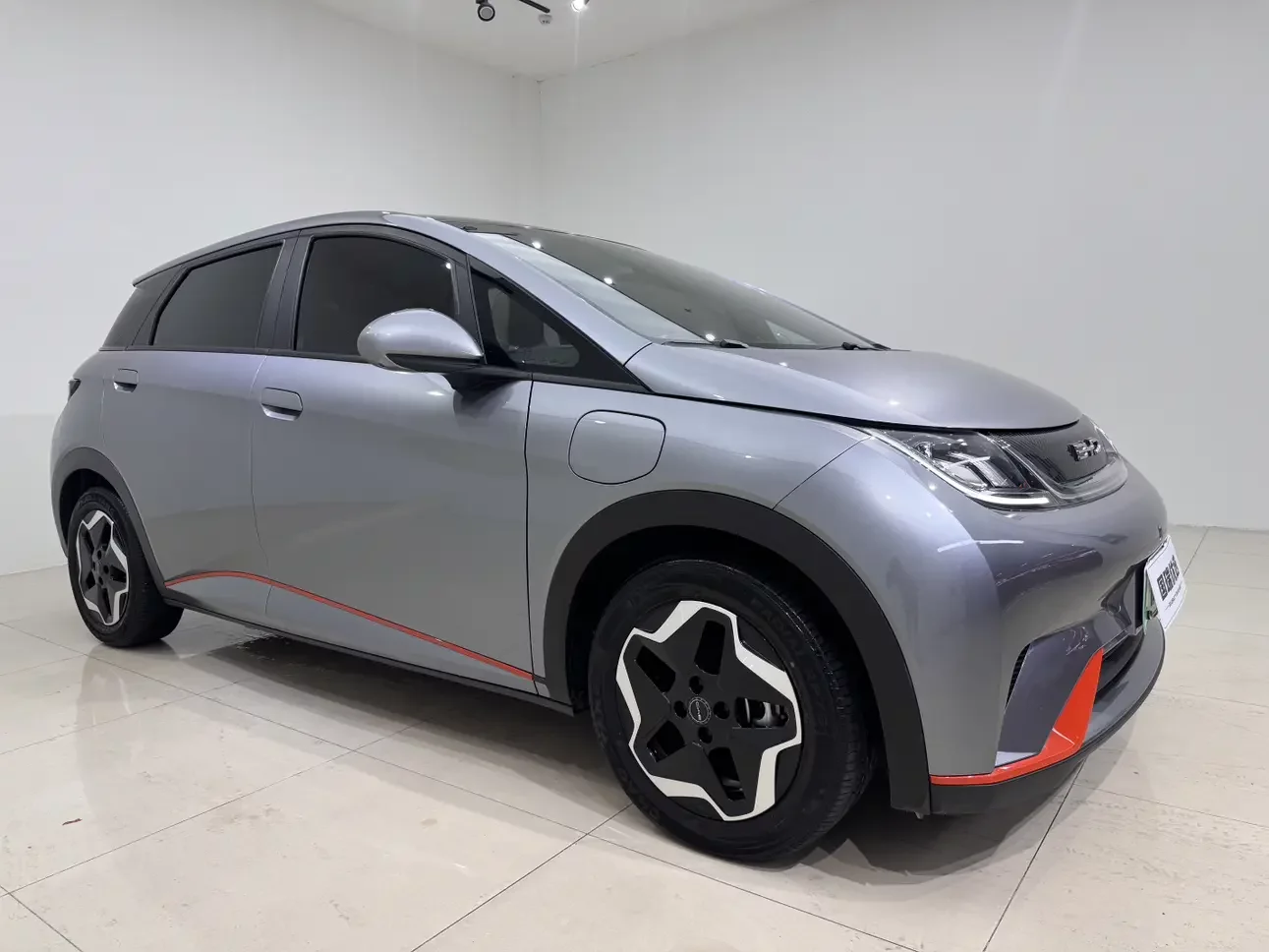 BYD dolphin