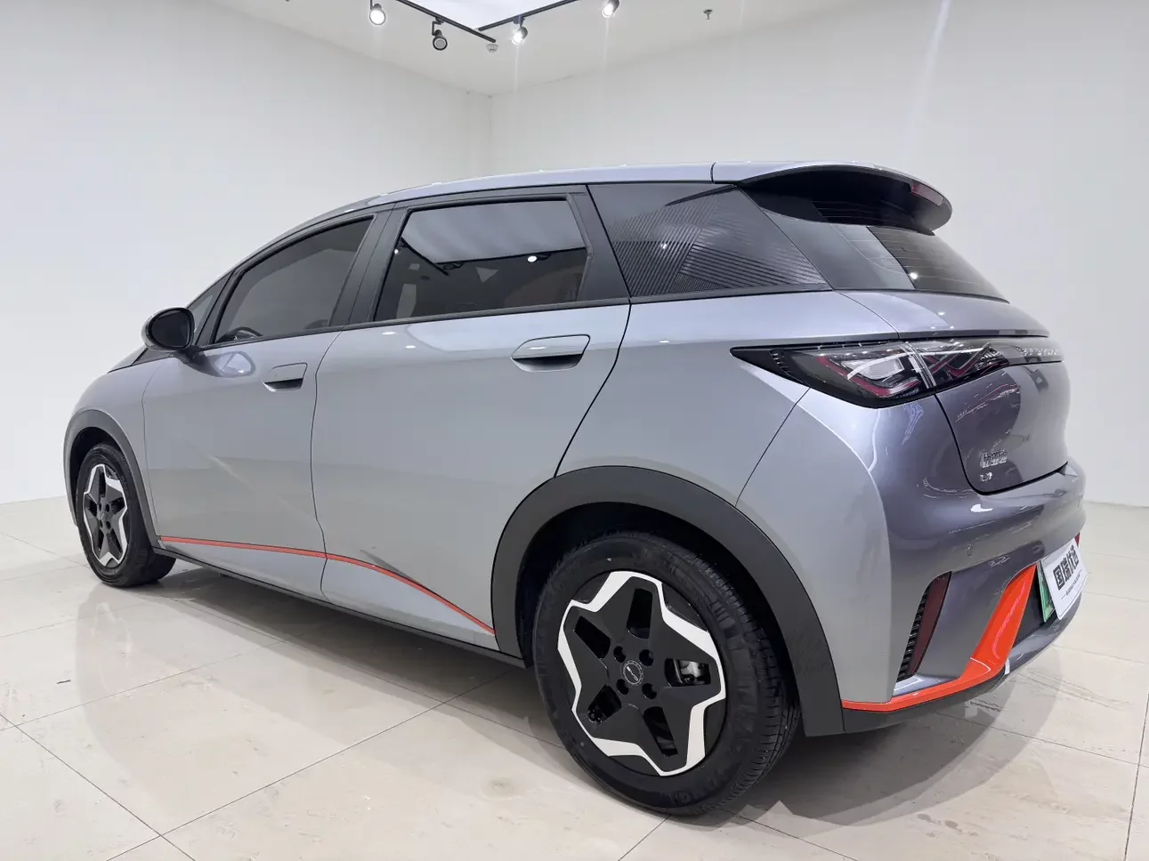 BYD dolphin