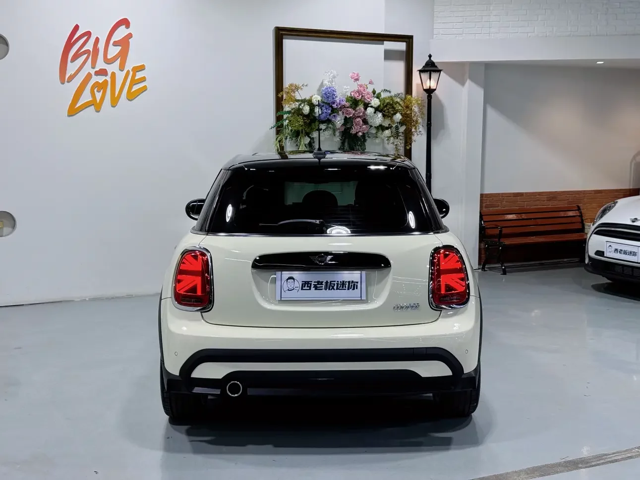 MINI 
