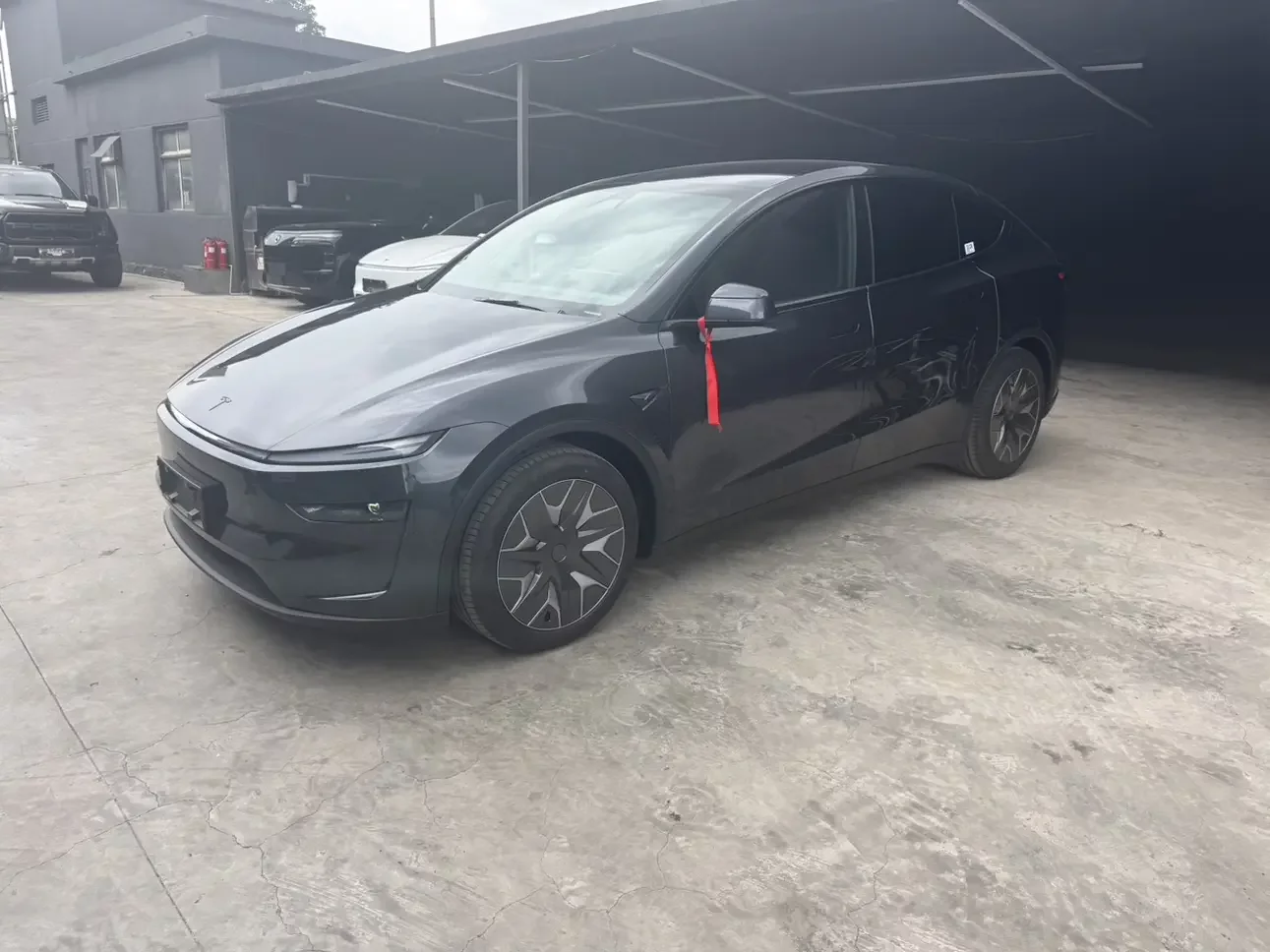 Tesla Model YL