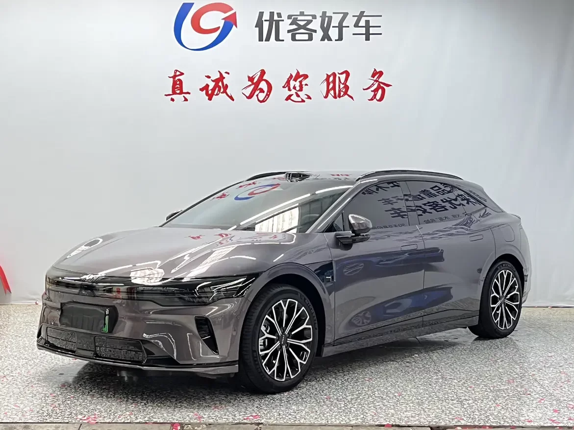 ZEEKR 007GT  из Китая
