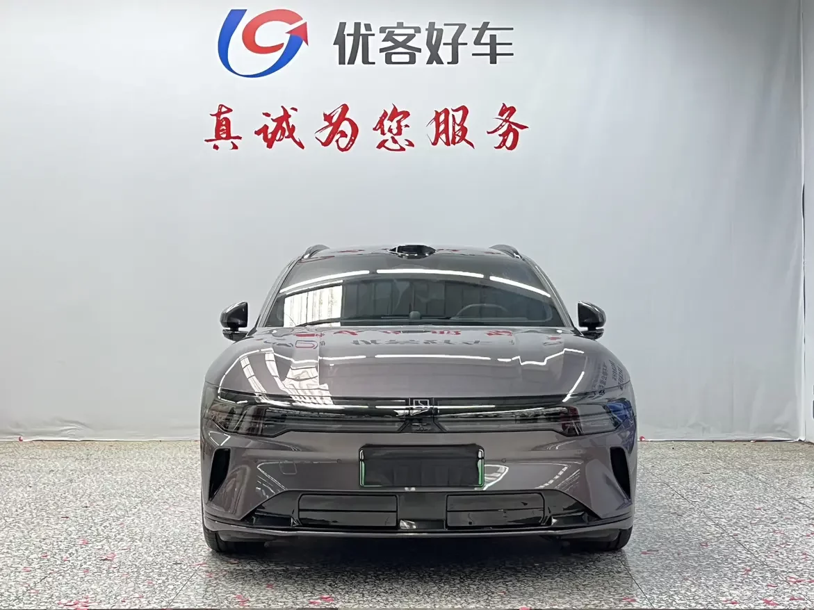 ZEEKR 007GT  из Китая