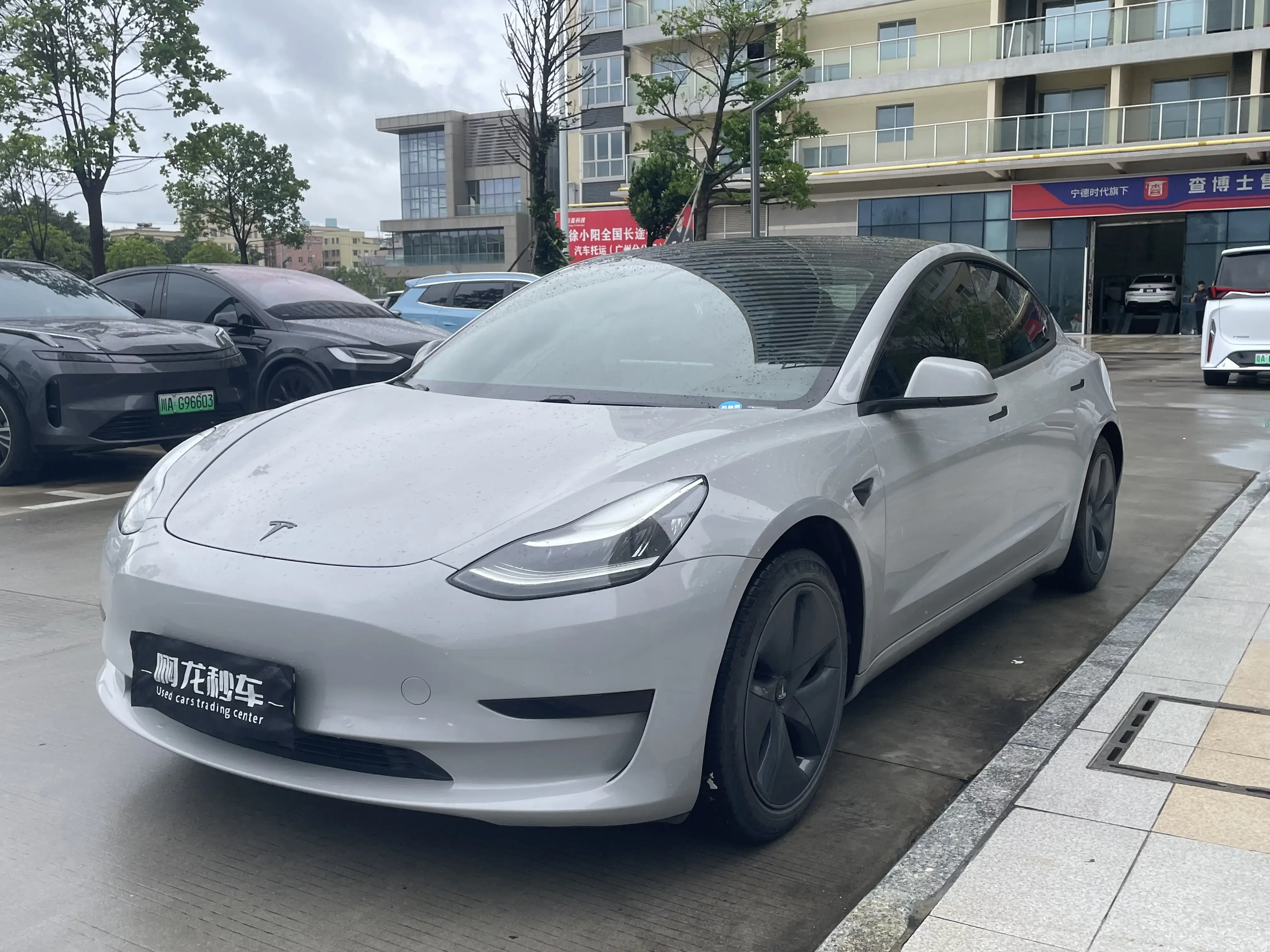 Tesla Model 3  из Китая