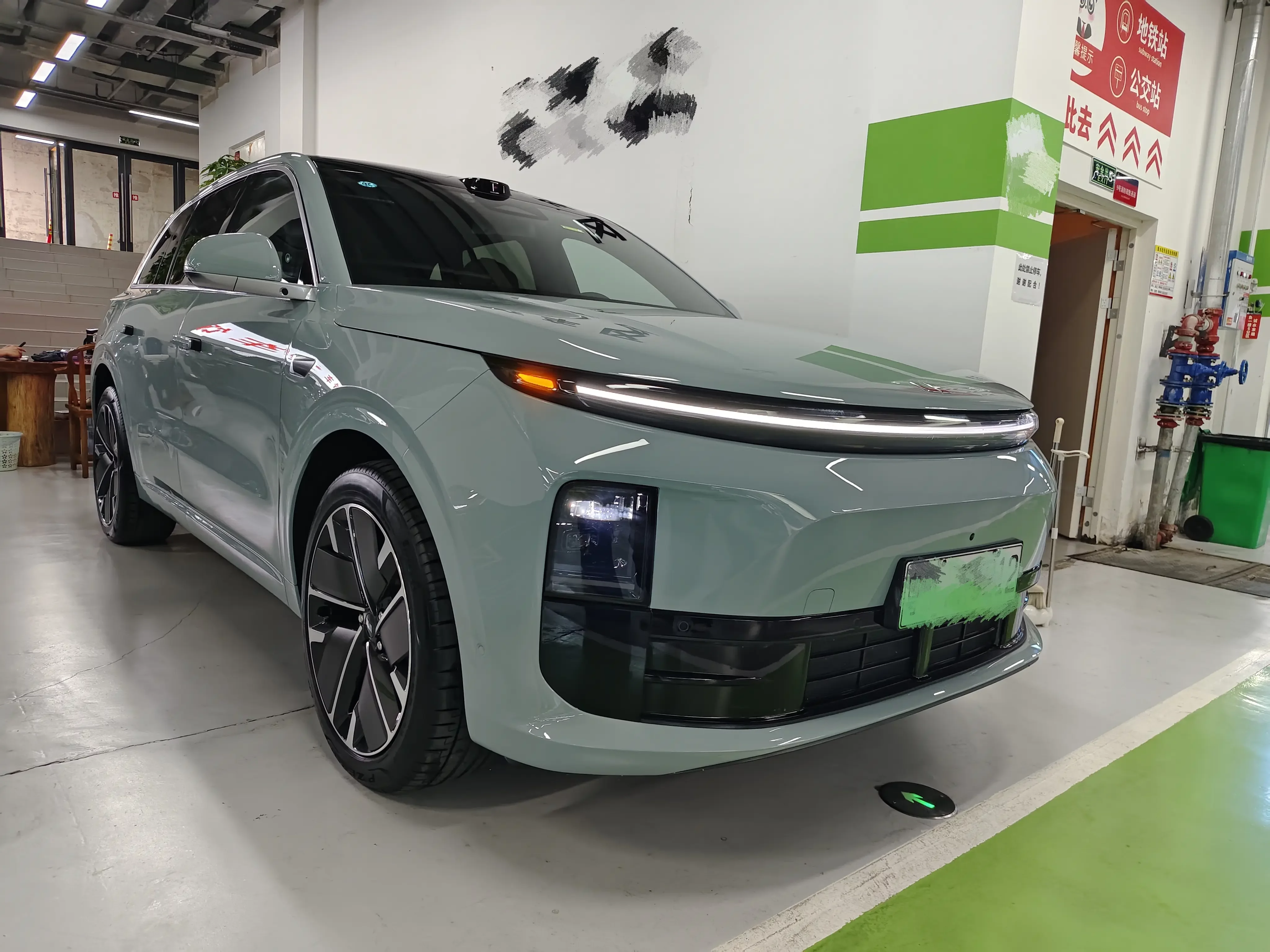 Lixiang L6
