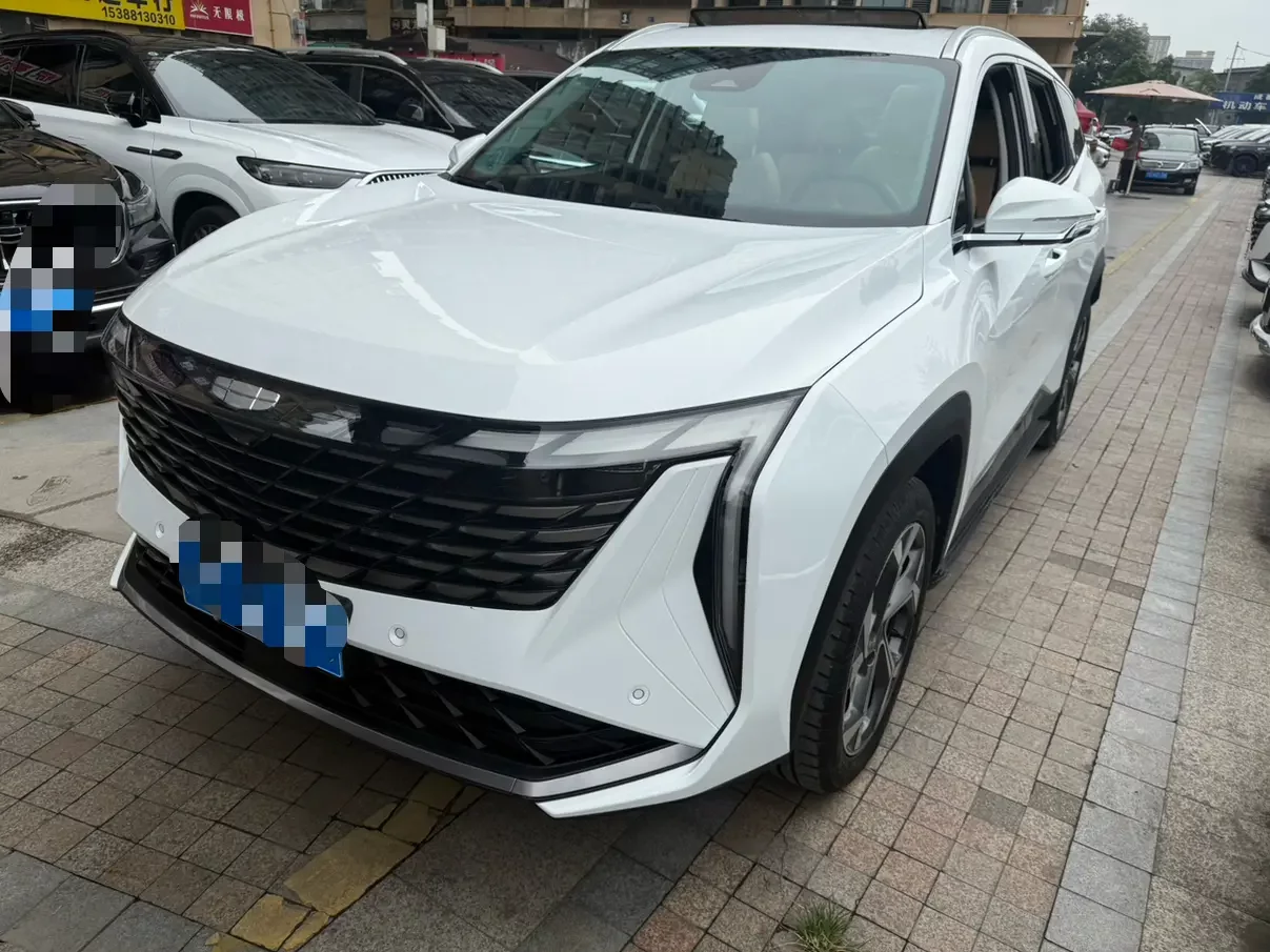 Geely Atlas L