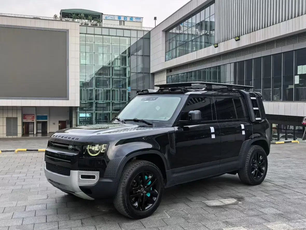 Land Rover guard