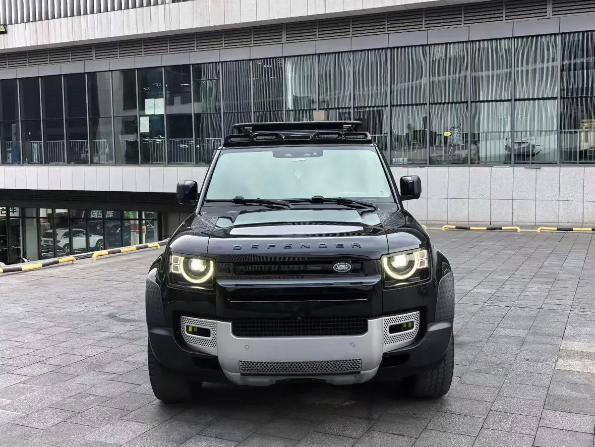 Land Rover guard