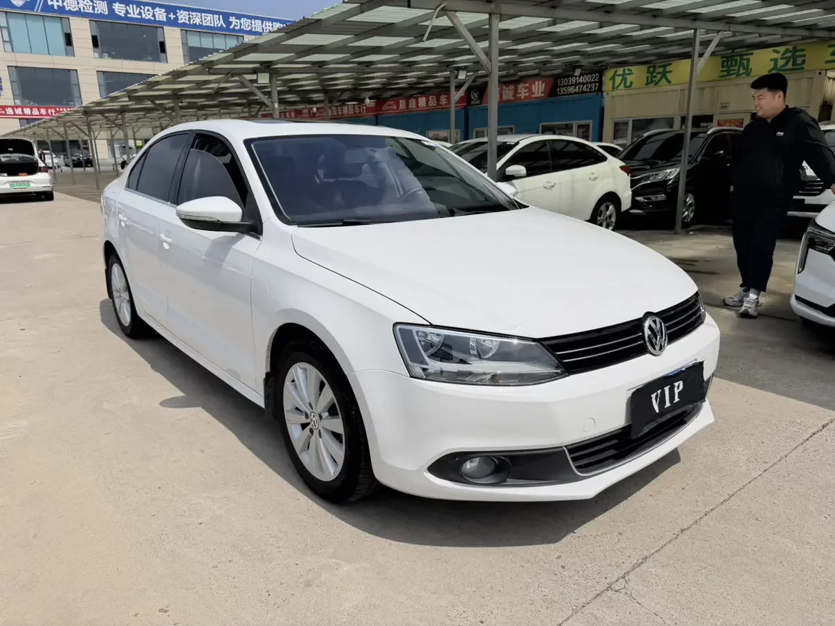 Volkswagen Sagitar