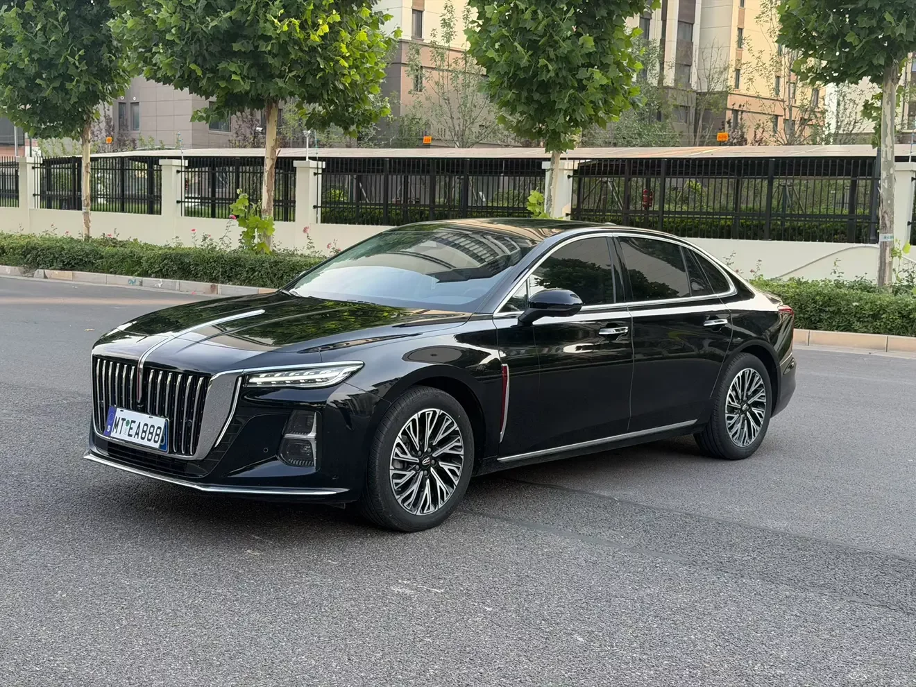 Hongqi H5