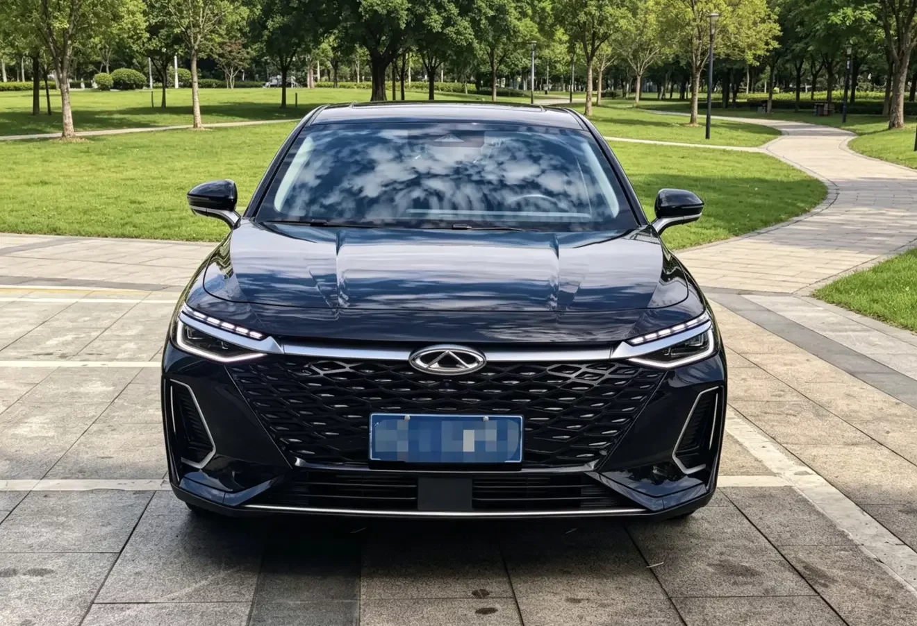Chery Arrizo 8
