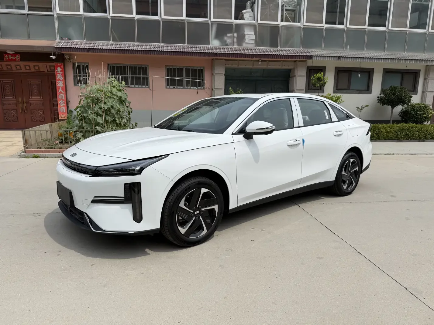 Geely Galaxy L6