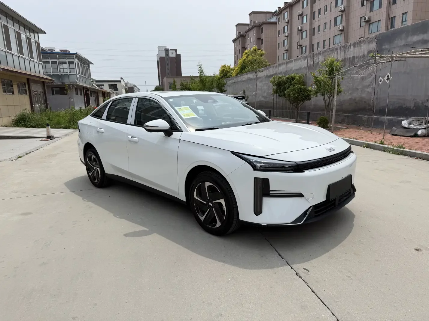 Geely Galaxy L6
