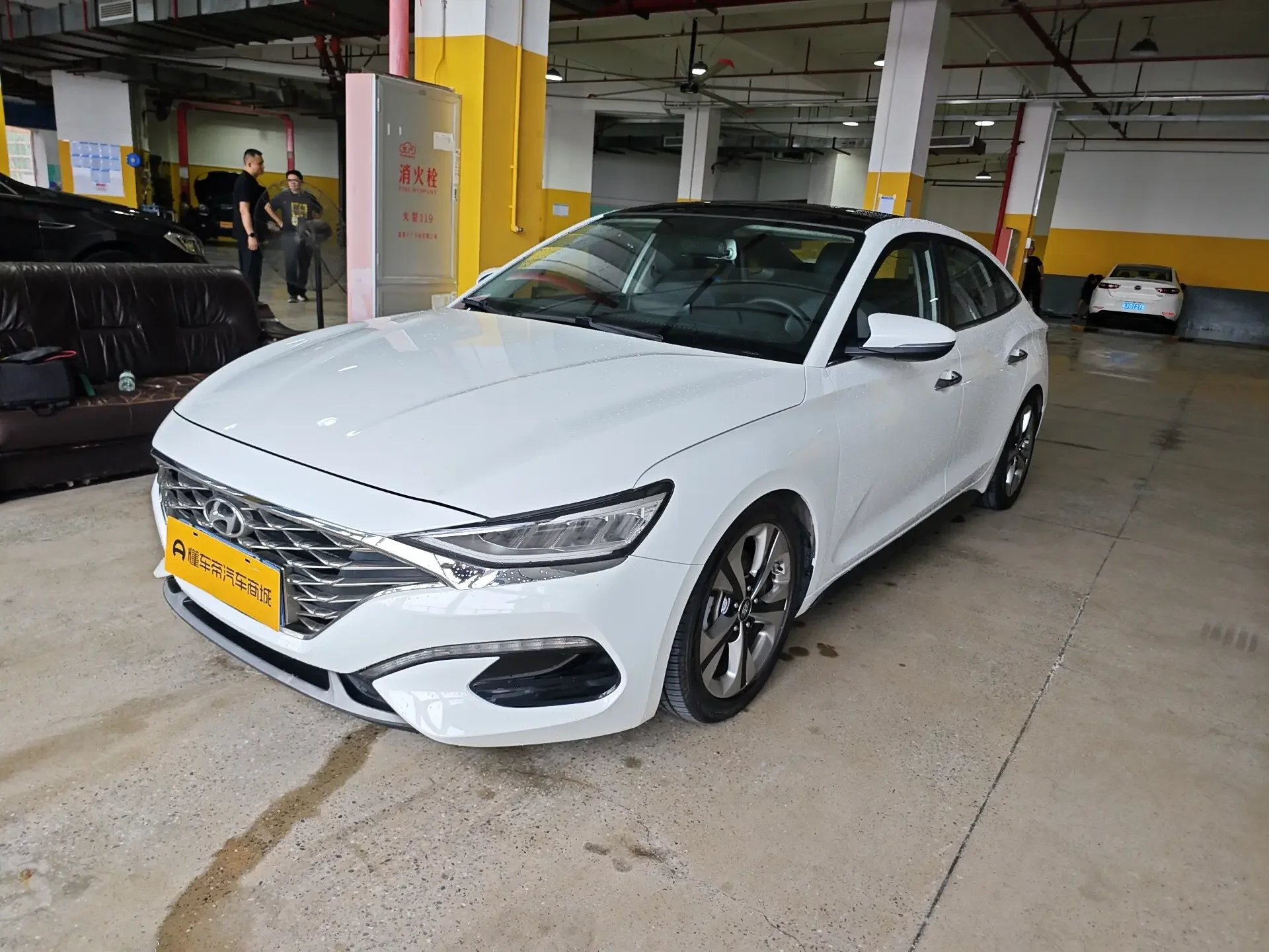 Hyundai Lafesta