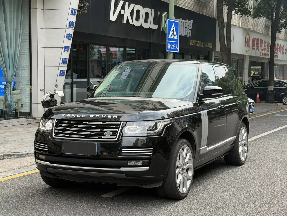 Land Rover range rover