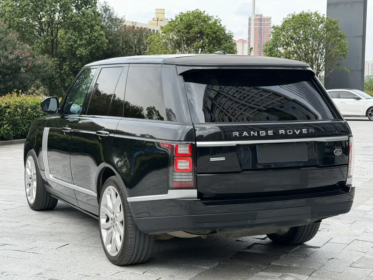 Land Rover range rover