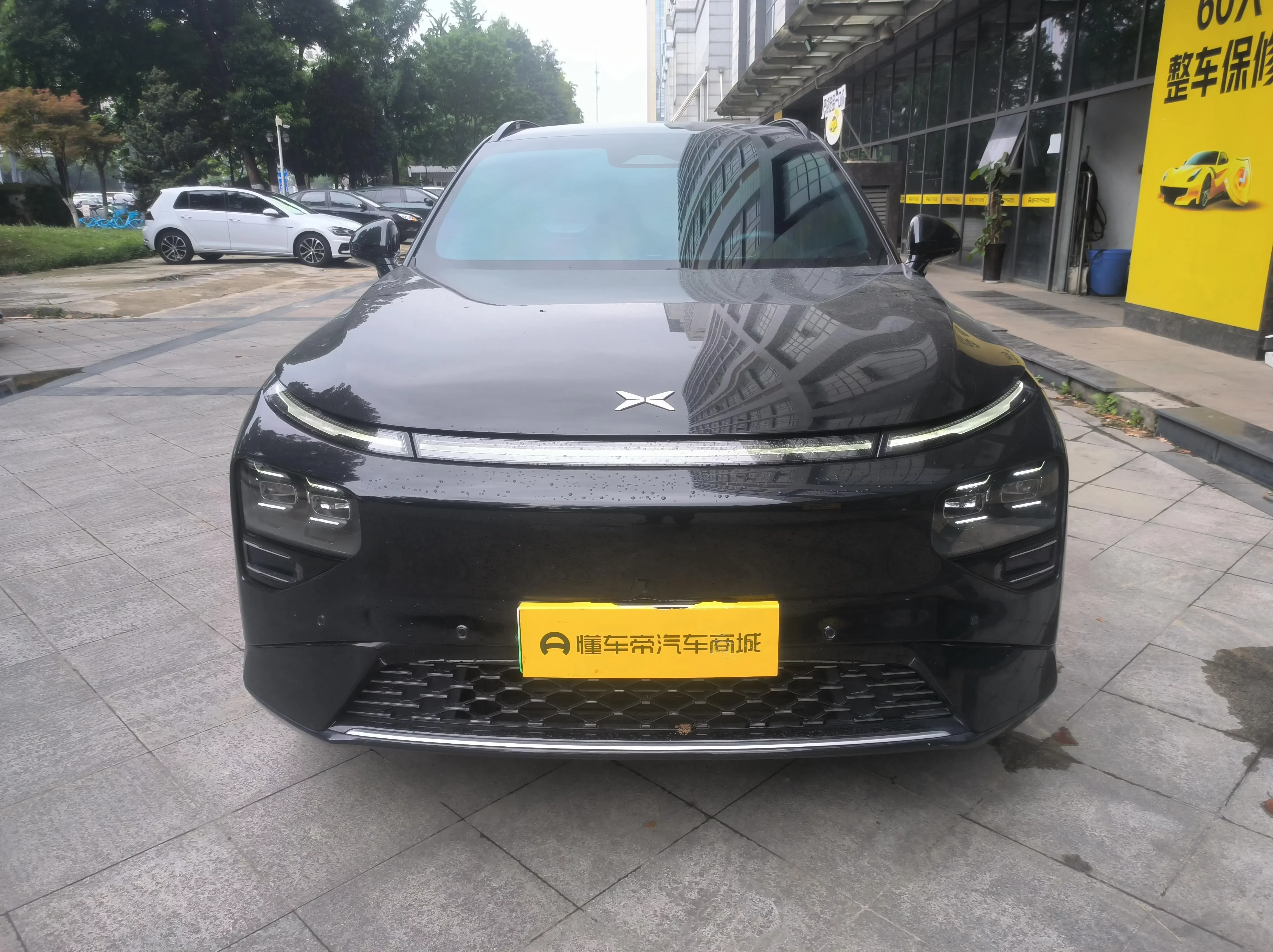 Xpeng G9
