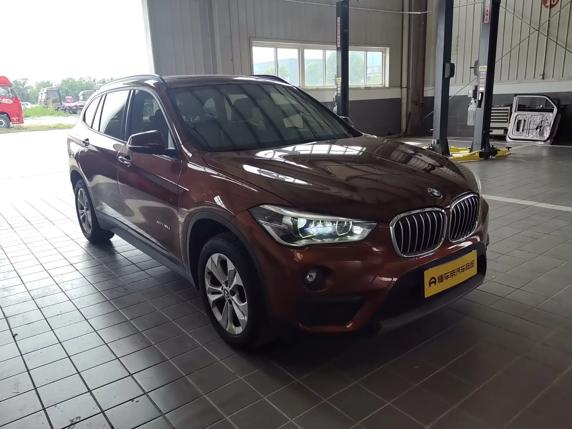 BMW X1