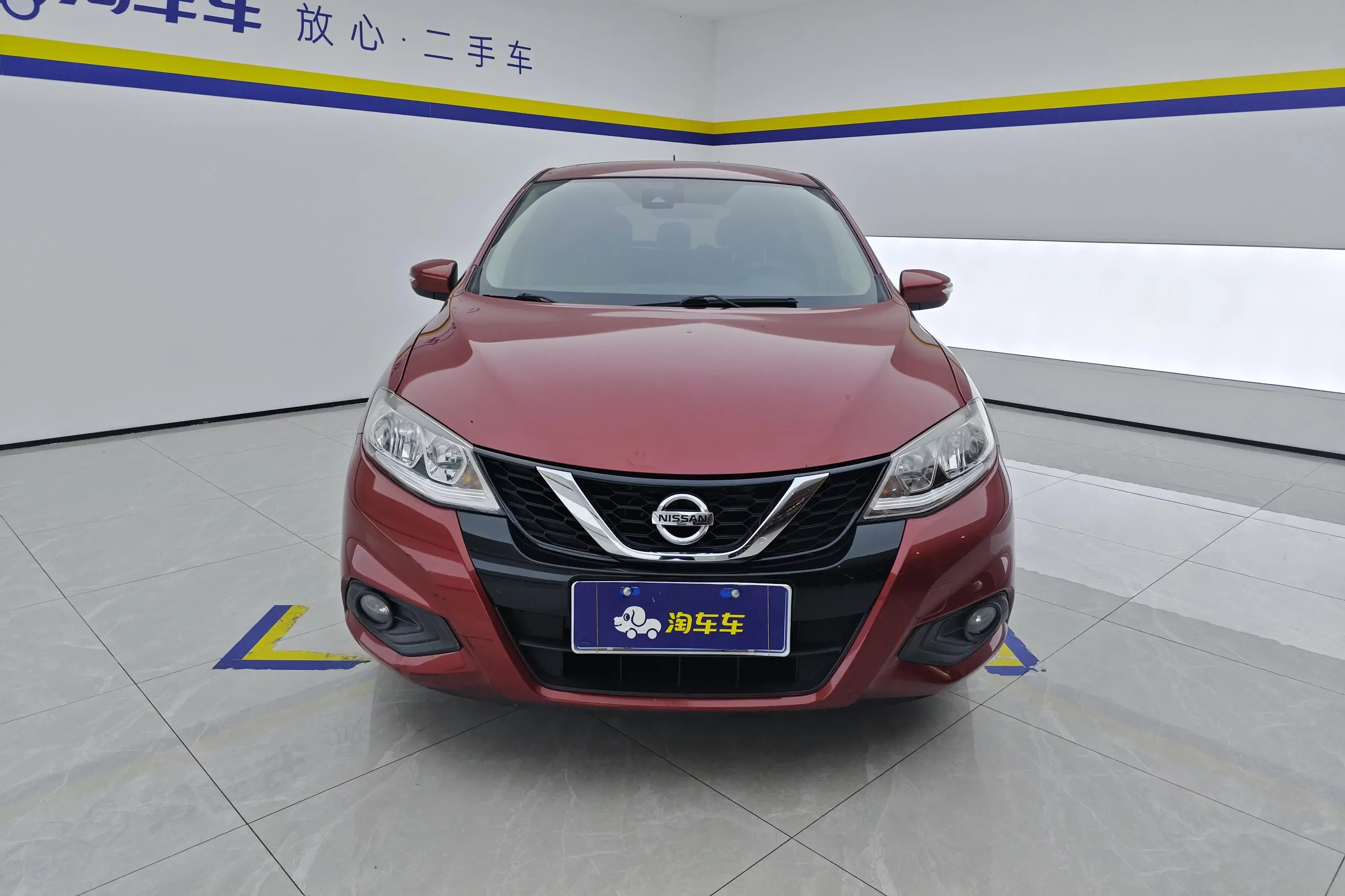 Nissan Tiida  из Китая