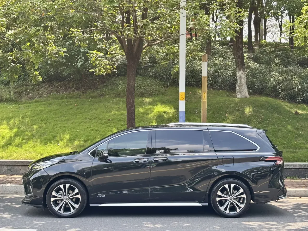 Toyota Granvia