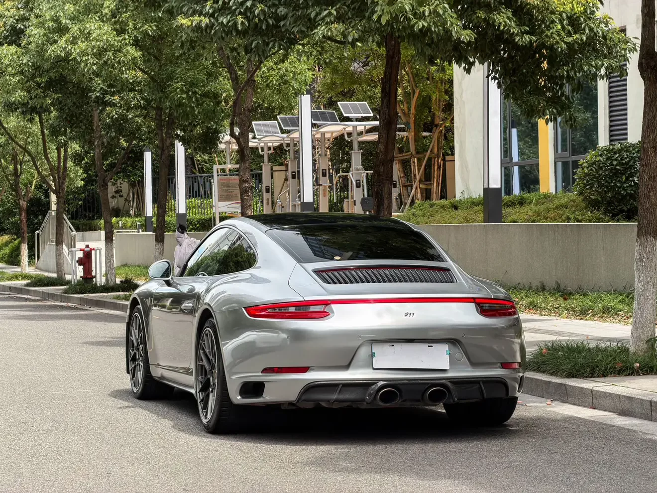 Porsche 911
