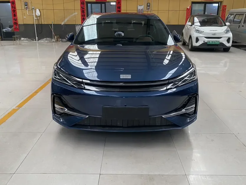 Geely Galaxy A7 EM