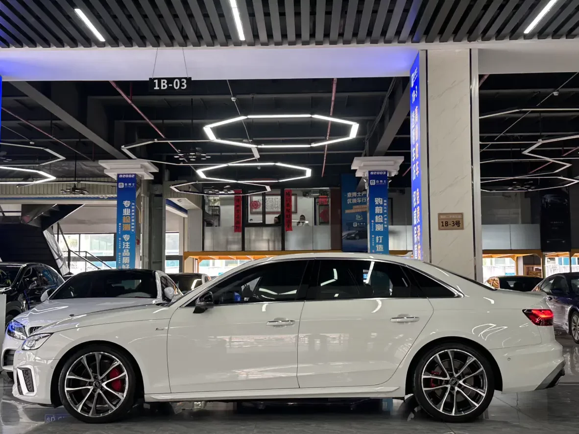 Audi A4L