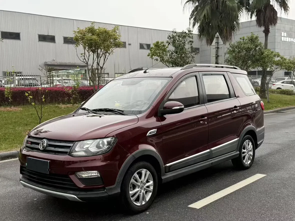Dongfeng Fengon 370