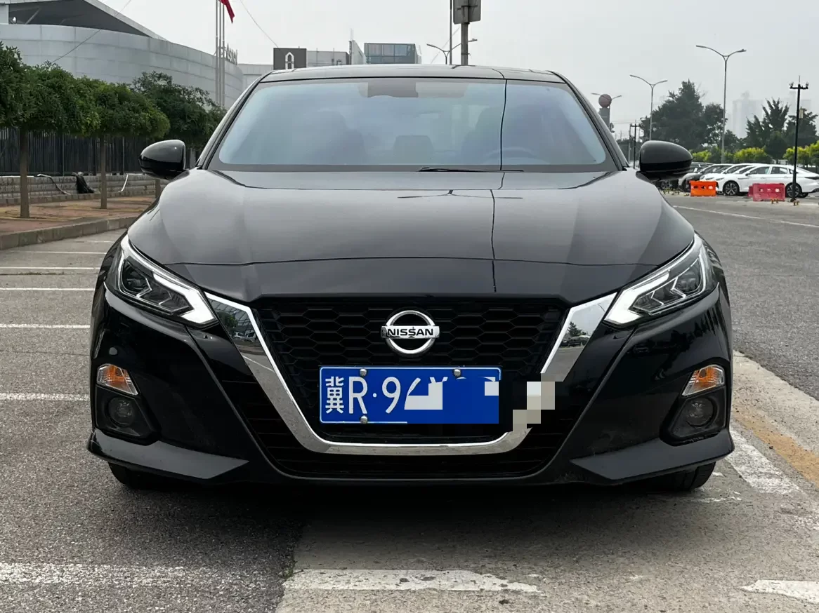 Nissan Altima (Teana)  из Китая