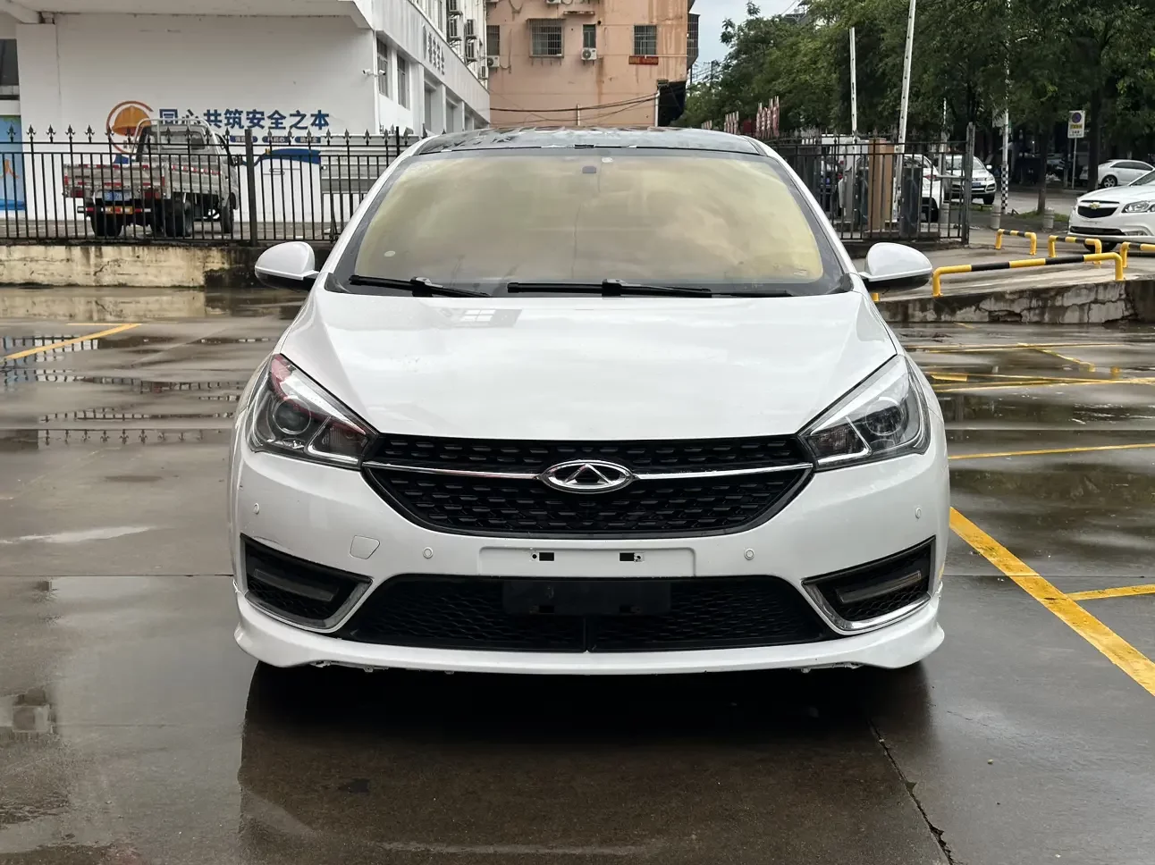 Chery Arrizo 5
