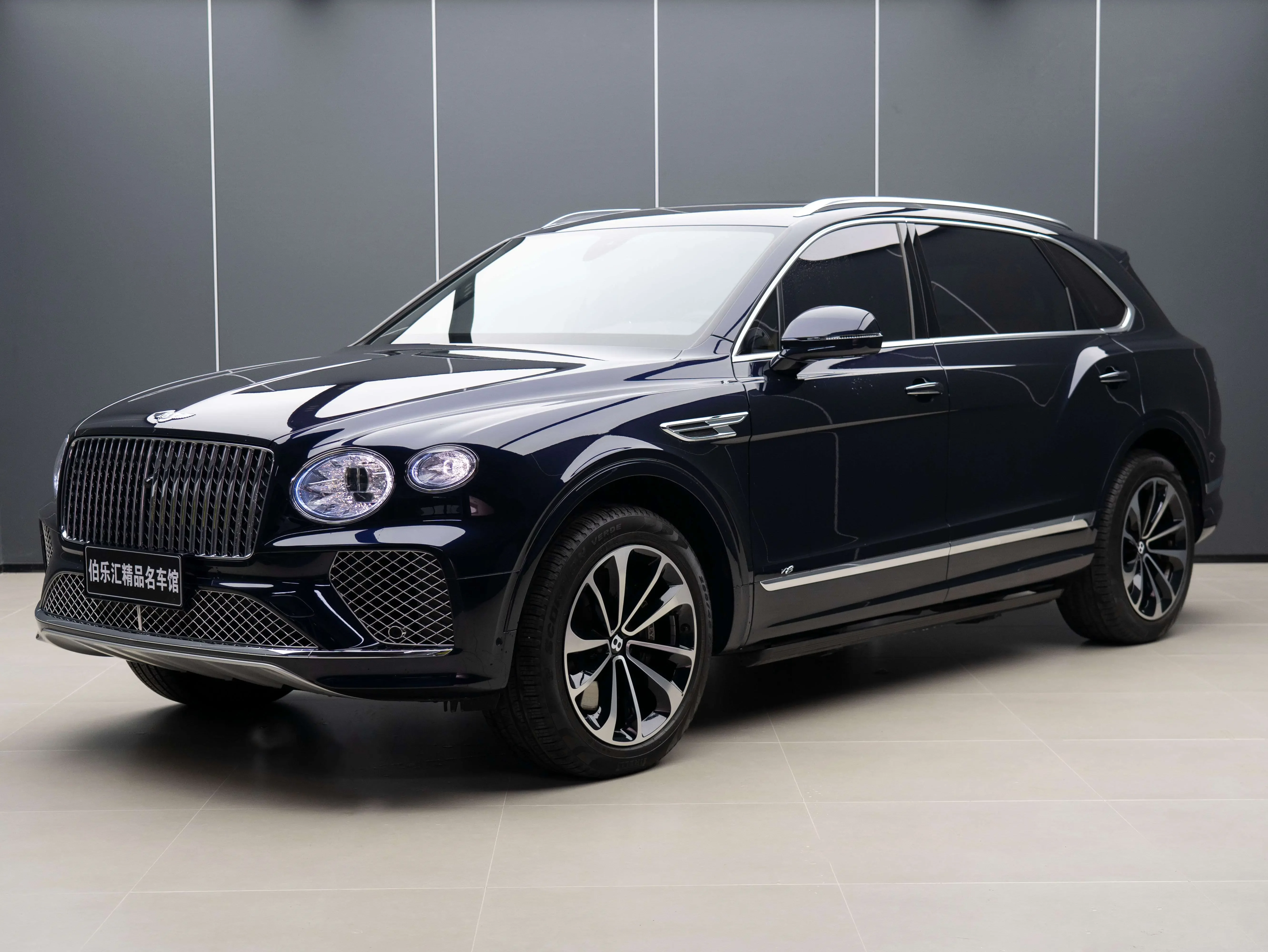 Bentley Bentayga