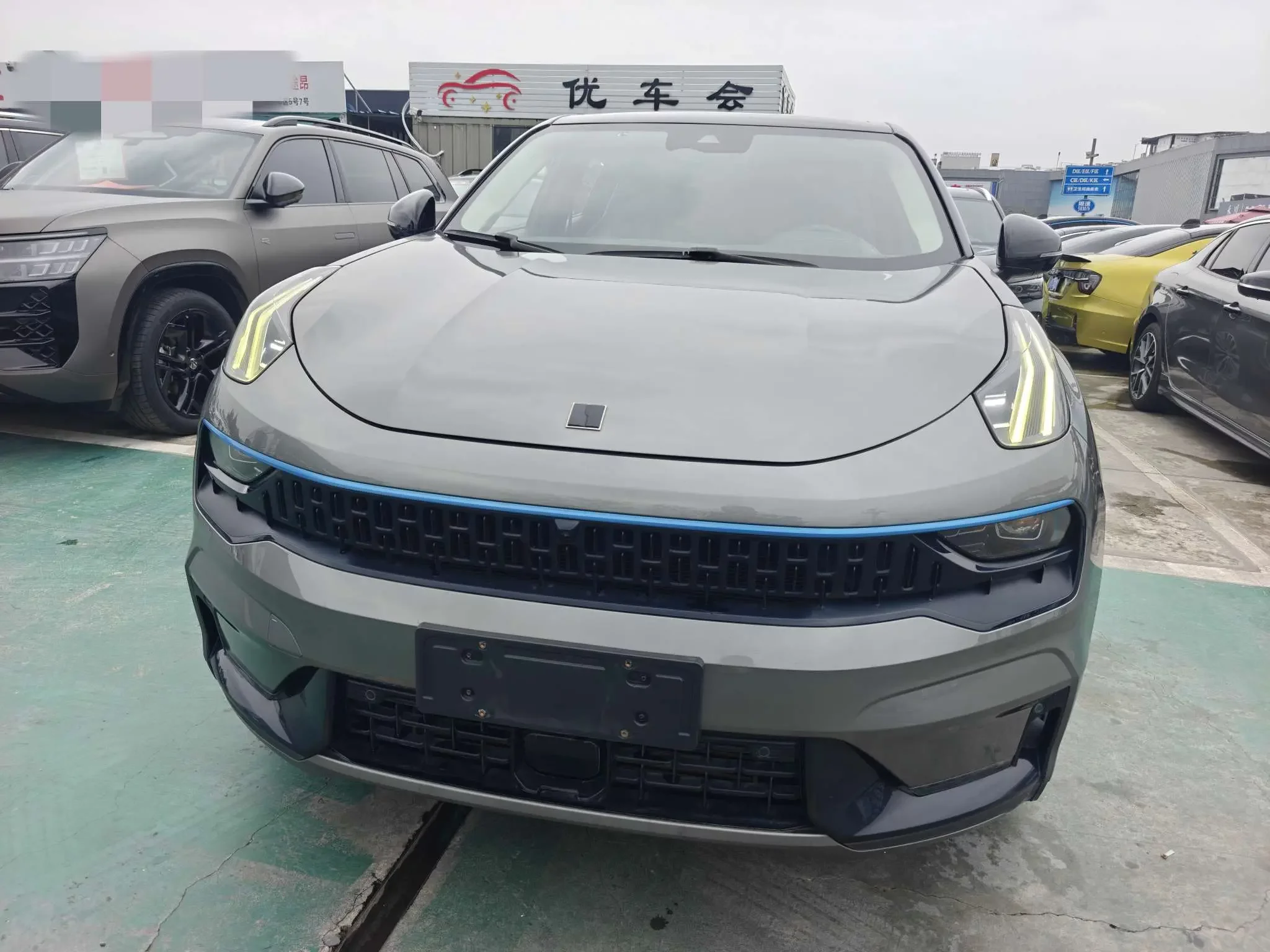 Lynk & Co 05