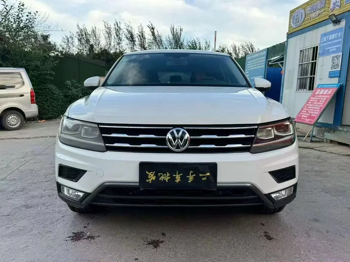 Volkswagen Tiguan L