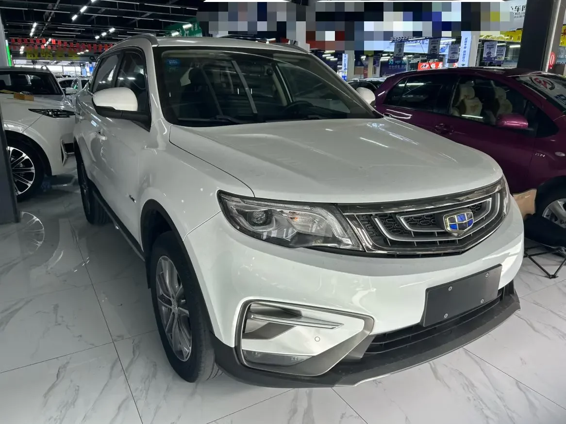 Geely Atlas