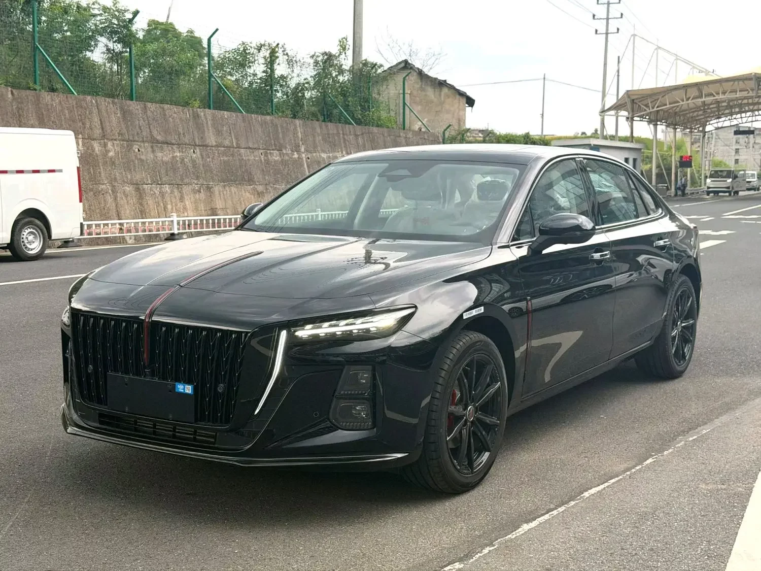 Hongqi H5