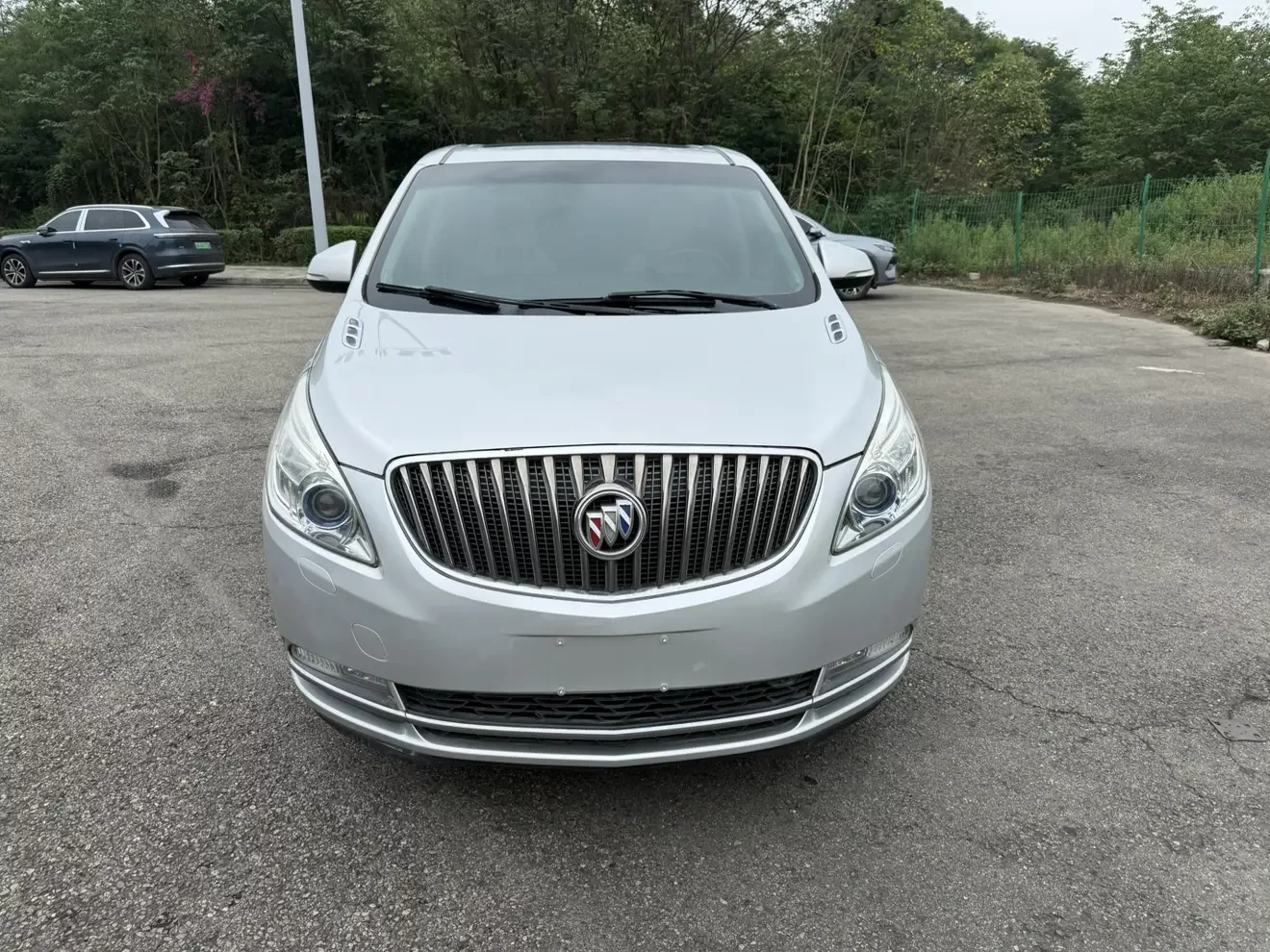 Buick GL8