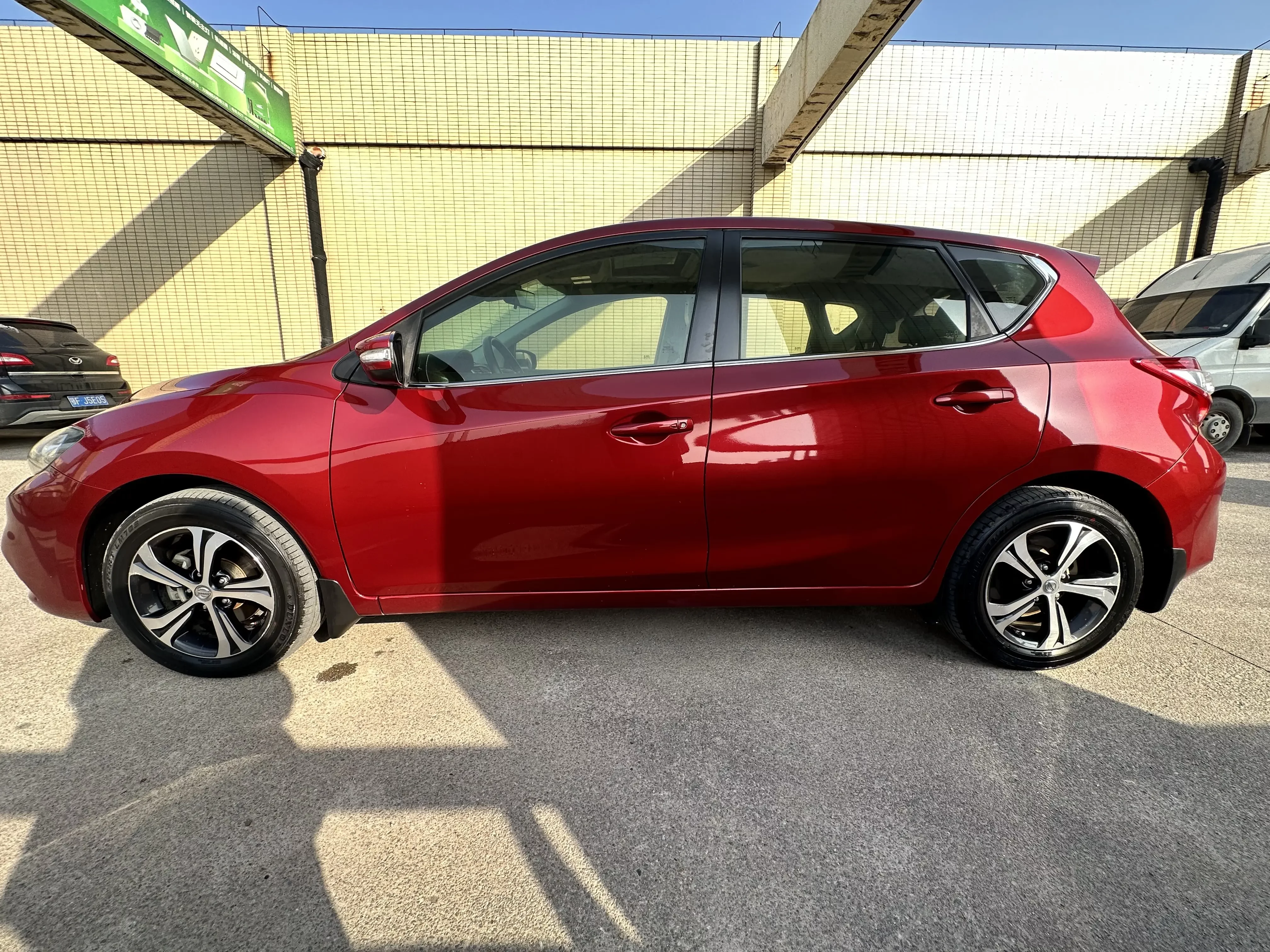 Nissan Tiida