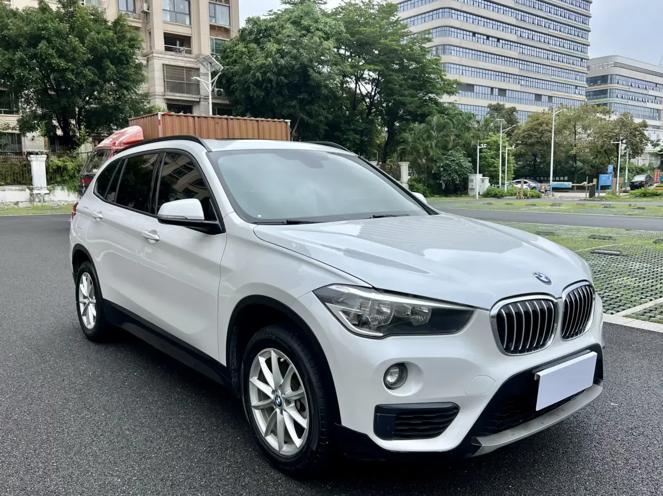 BMW X1