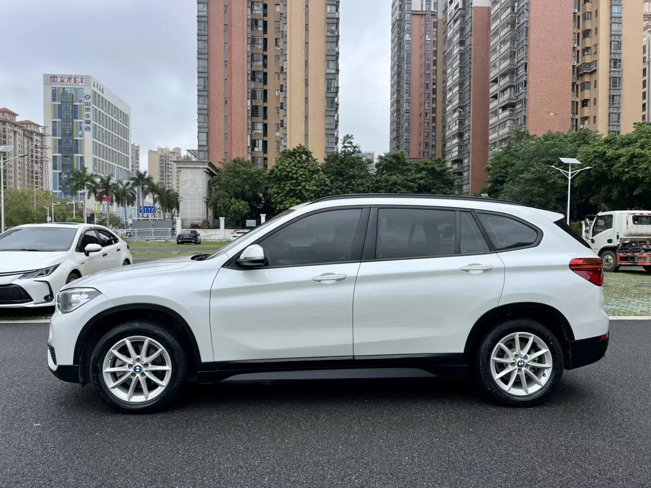 BMW X1